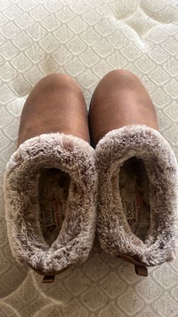Skechers BOBS Memory Foam Faux Fur Slippers