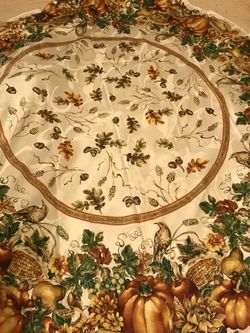 Beautiful thanksgiving/autumn tablecloth for 70” round table