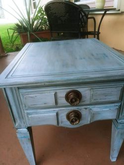 Accent End Table