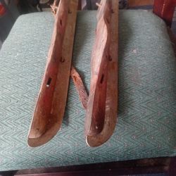 Early Wood Skates.
