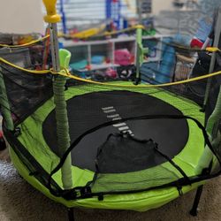 Kids Trampoline 