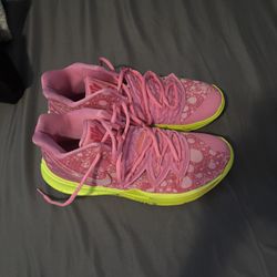 Kyrie Irvin 5 Spongebob patrick