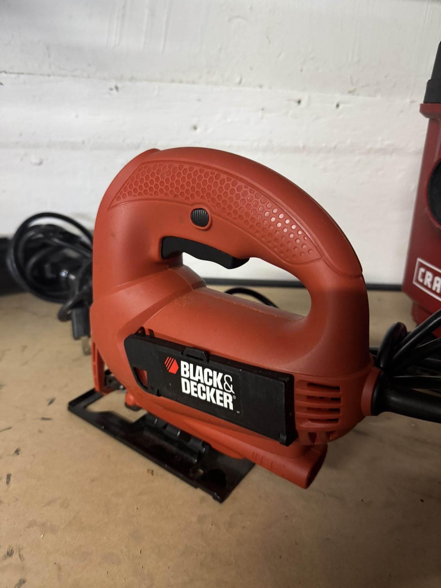 BLACK+DECKER JS515 4.5-Amp Variable Speed Jig Saw