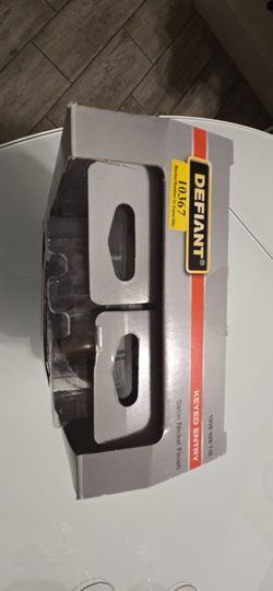 Defiant Keyed Entry New $20