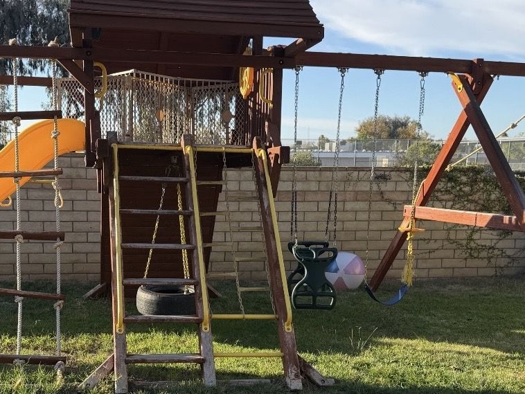 Treefrog Playset $350 OBO