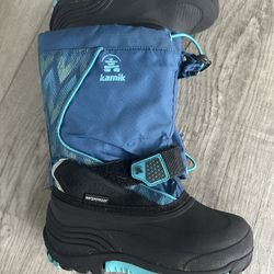 Snow Boots Size 1