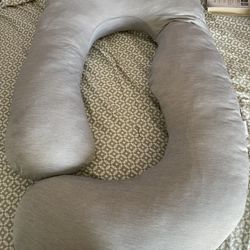 Momcozy Pillow
