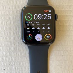 Apple Watch Series 4 