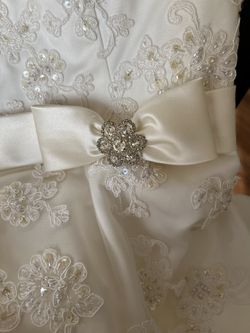 Oleg Cassini Wedding Dress Thumbnail