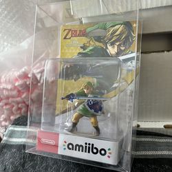 The Legend of Zelda: Skyward Sword Link Amiibo NEW