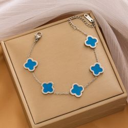 Four leaf clover bracelet silver color 