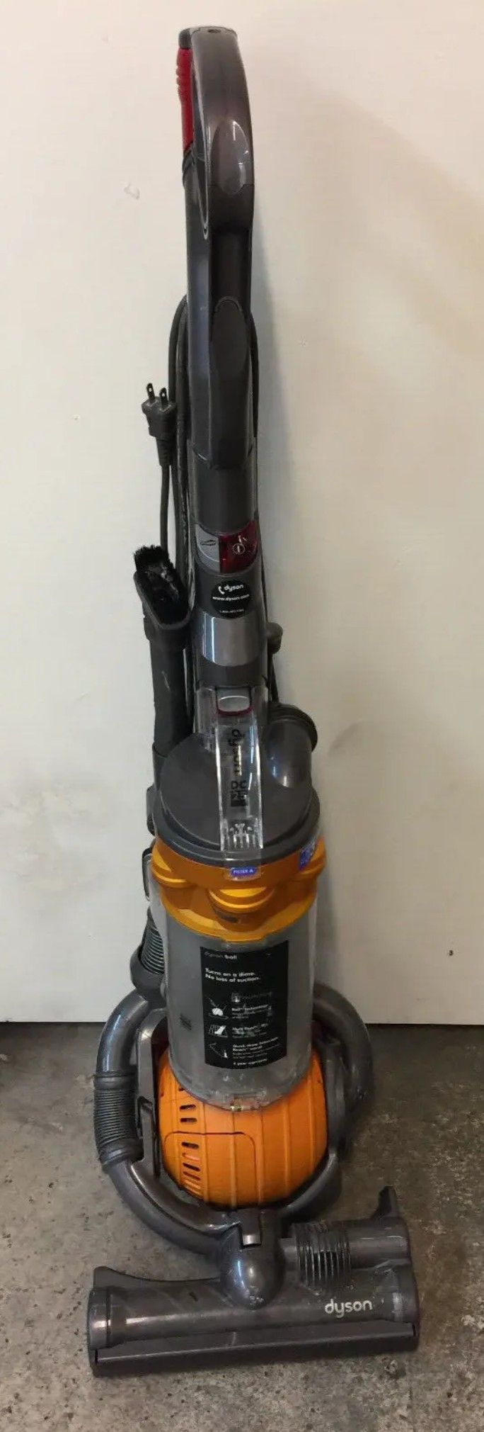 Dyson DC25 Animal Ball Upright Vacuum Cleaner
