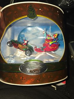Hot Wheels Holiday Edition Christmas Diorama Set