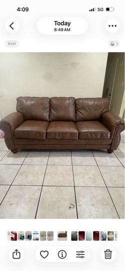 Brown Leather 3-Seat Sofa with Nailhead Trim