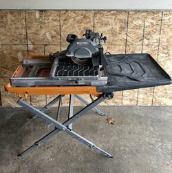 Rigid 12A Tile saw