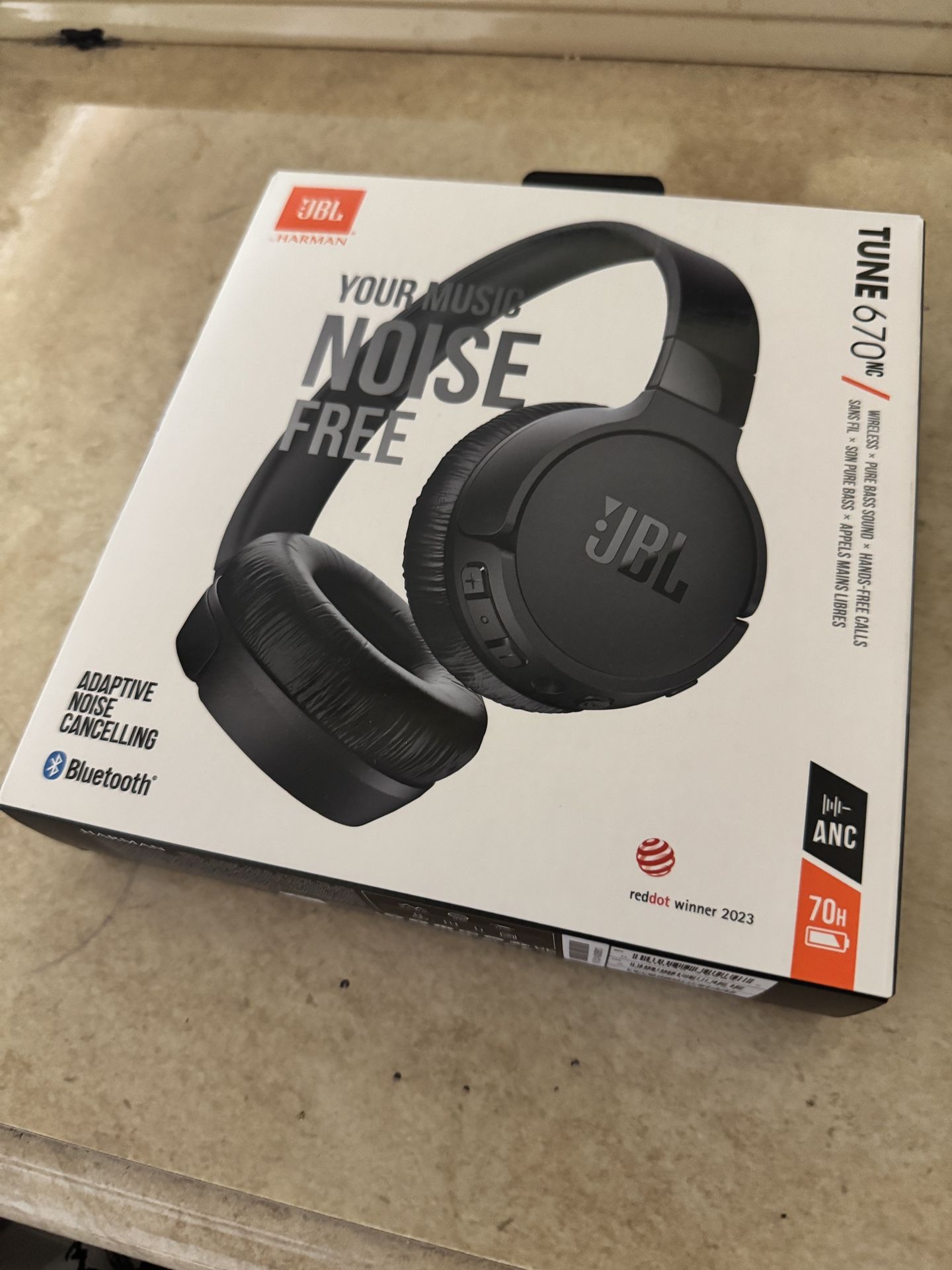 JBL Harmon Kardon Tune 670NC Wireless Noise cancellation Headphones