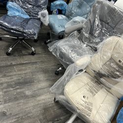 Office Chairs 60$ Each Some Are Built Some Are Not !!!
