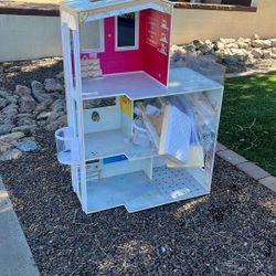 Rainbow High Doll House 