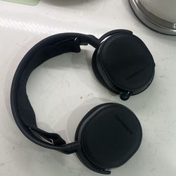 Steel Series Arctic Five Headphones
