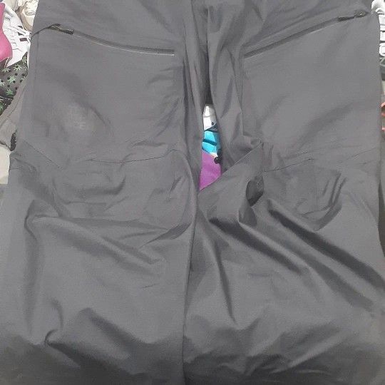 Northface Steeptech Futurelight Bibs