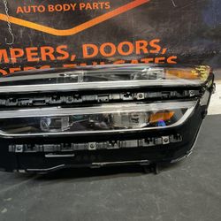 HYUNDAI GENESIS GV70 LH HEADLIGHT 2021-2023 OEM