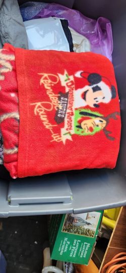 Mickey Mouse Christmas Blanket 