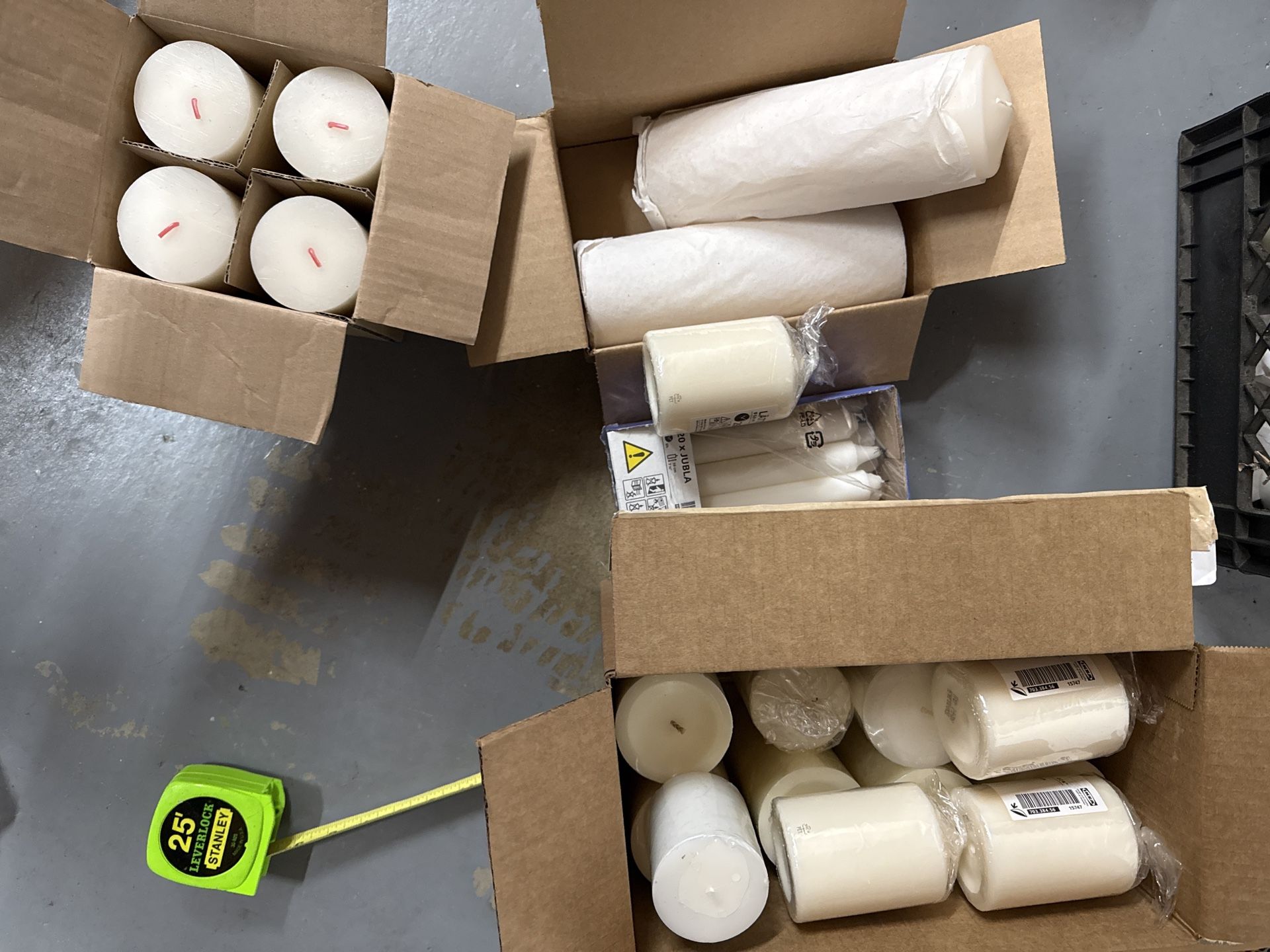 BRAND NEW Assorted White Candles