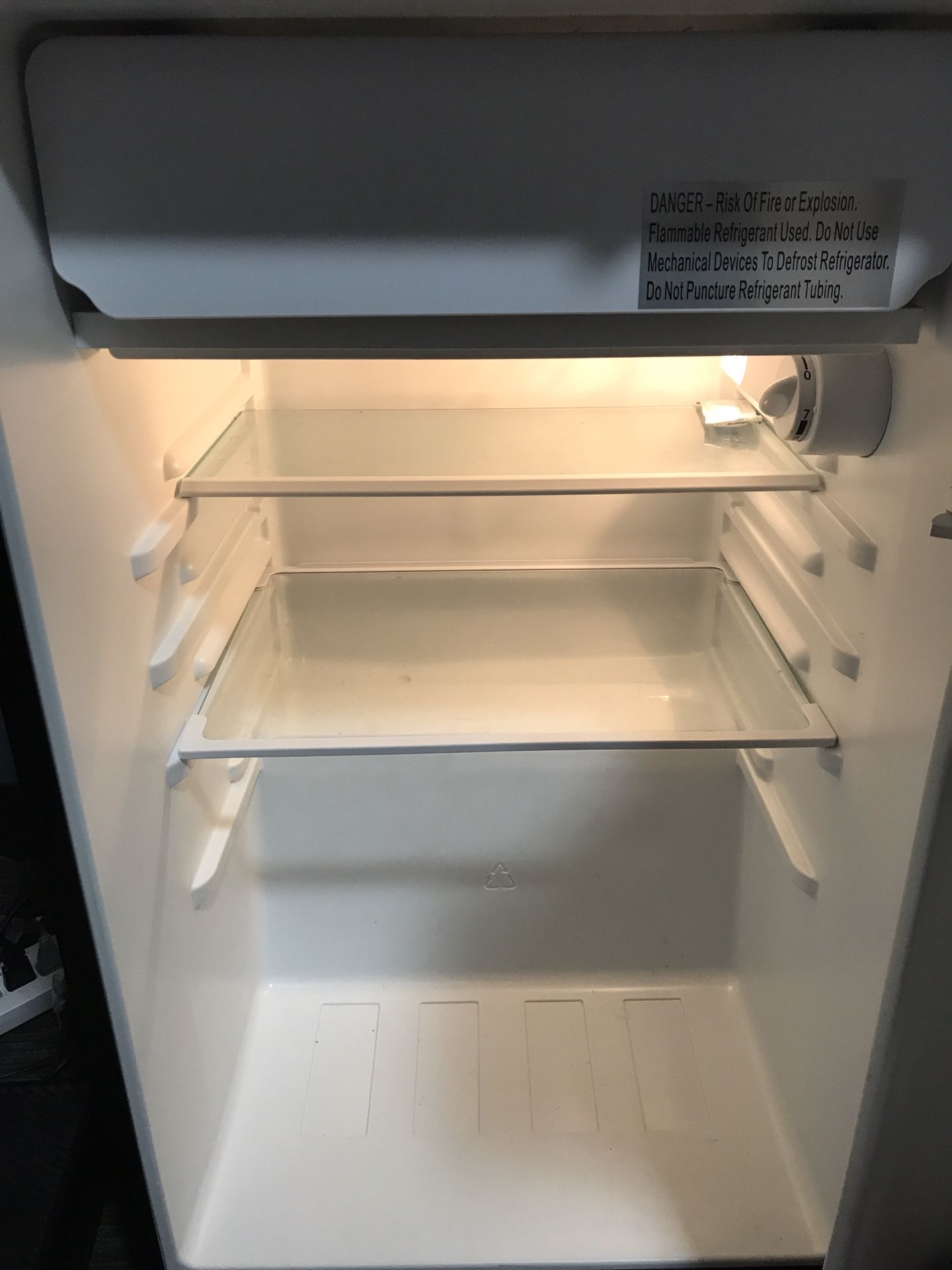 Whirlpool 4.3 cu ft Mini Refrigerator Stainless Steel for Sale in River