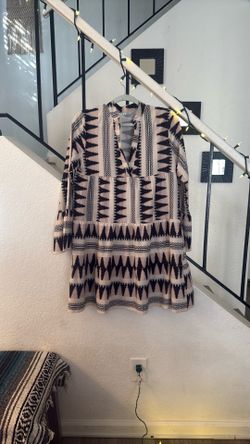 Super Cute!!! Native Print, Long Sleeve, Mid Length Dress, Size: M