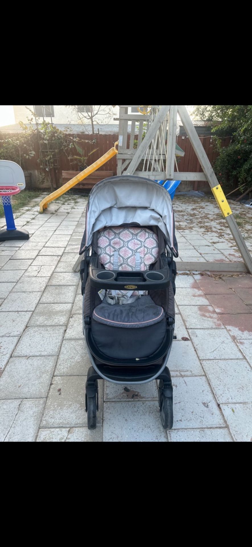 Stroller 