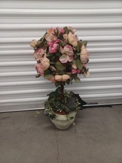 Fake flower pot