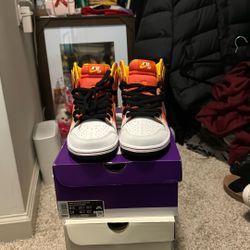 Nike Sb Dunk High Candy Corn