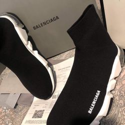BALENCIAGA