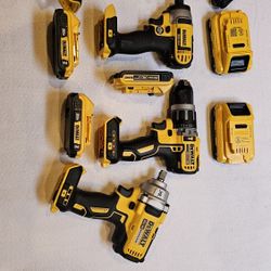 Brand New Dewalt XR Set Tools And Batteries 