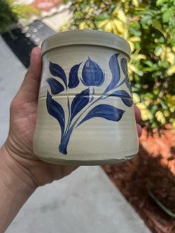 Williamsburg pottery from 1985