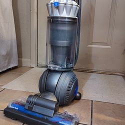 Dyson Ball Animal Pro Vacuum 