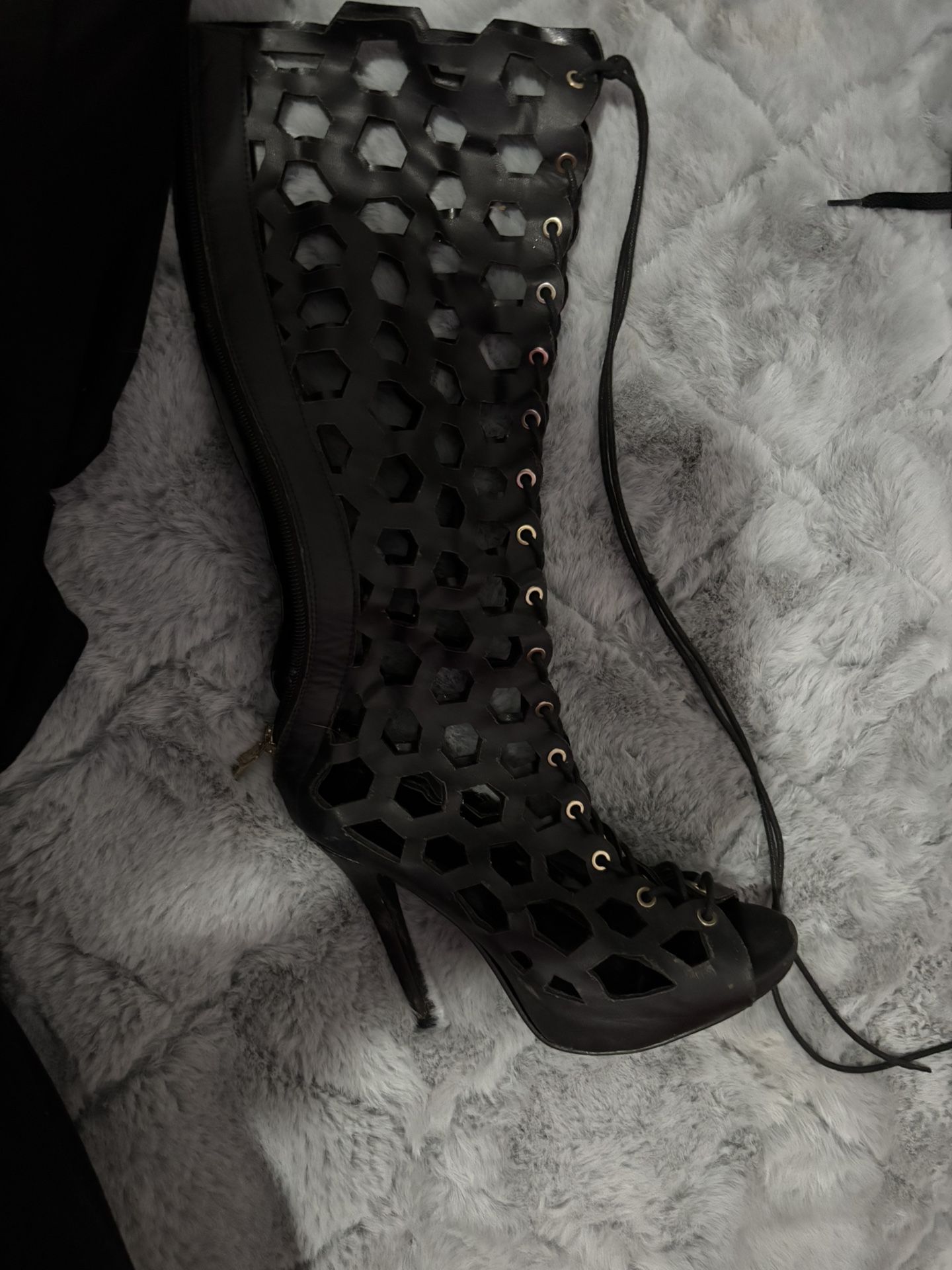 Black Heels That Can Tie
