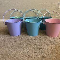 Small Pails 