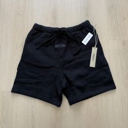 Black Essential Shorts Sz Small