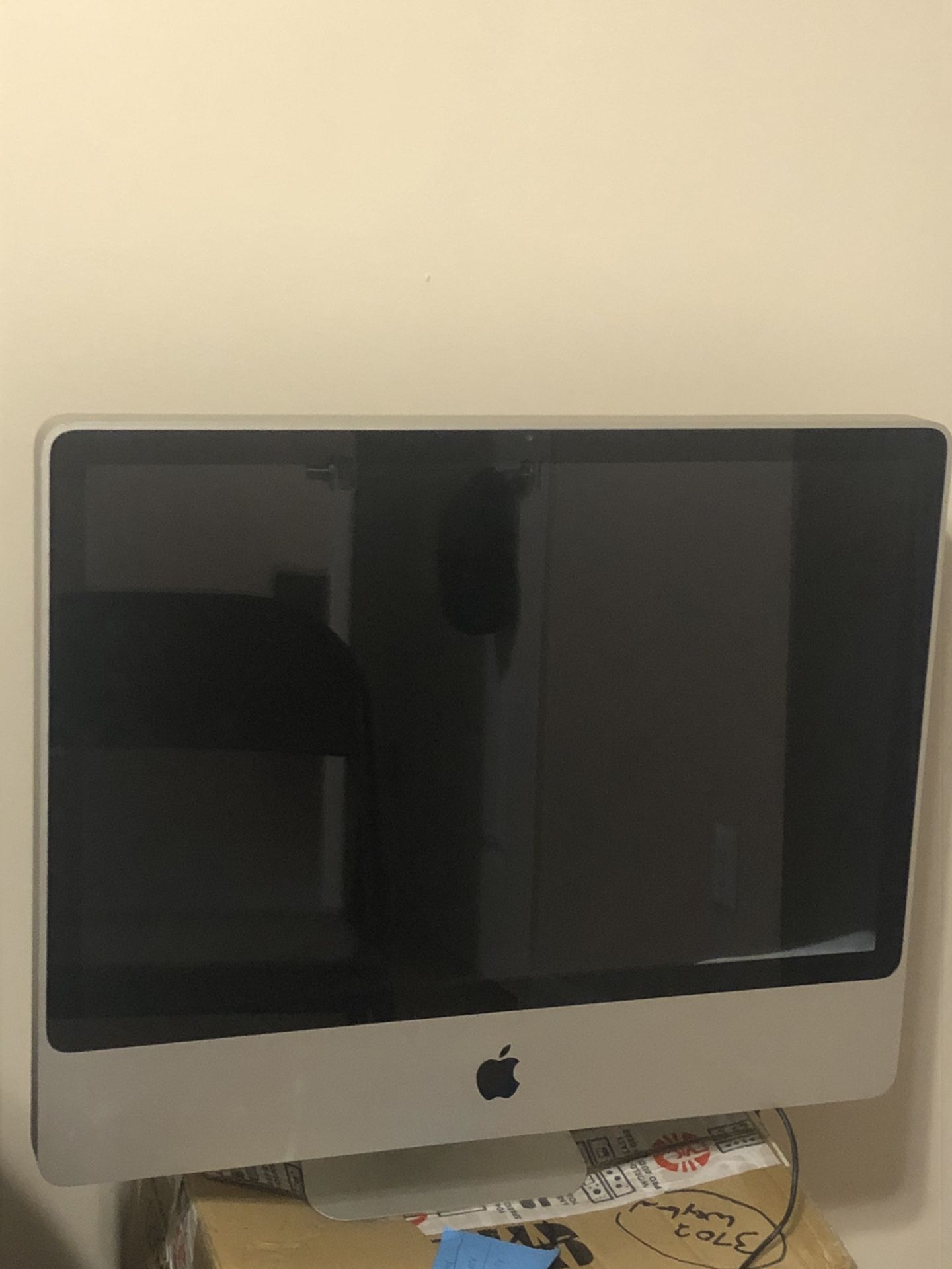 Apple Desktop Computer (With Protools & FL Studio)