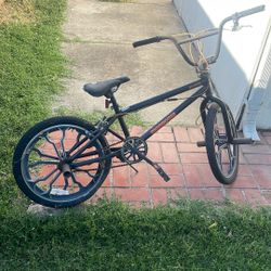 Mongoose Rebel 20” Bmx