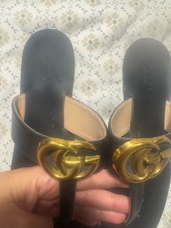 GG Slippers size 8