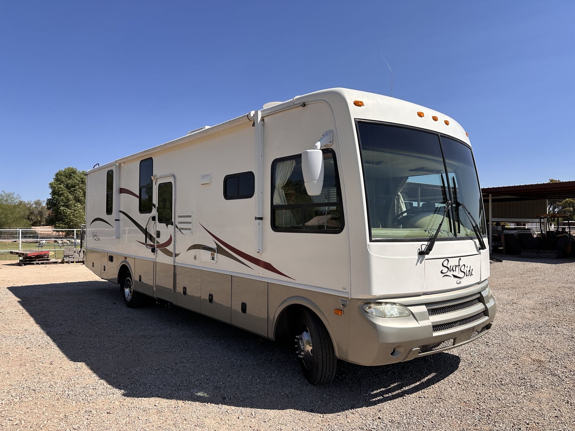 2007 National Surfside 34’ Motorhome