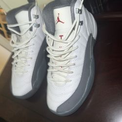Jordan 12 Retro “Dark Grey” Size 7Y