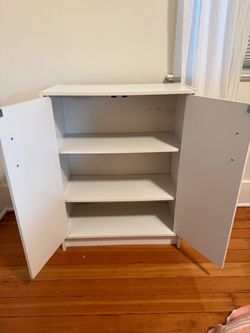 White cabinet