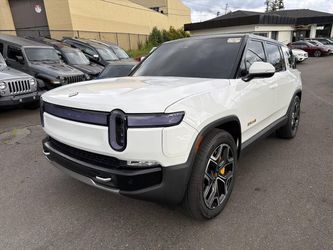 2024 Rivian R1S