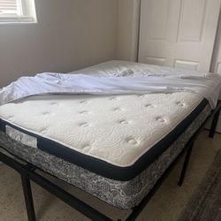  Full Size Mattress 