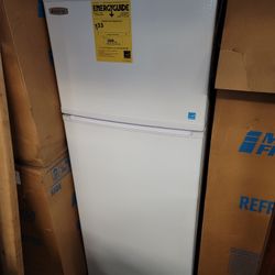 New MicroFridge 24" Wide Refrigerator With Freezer 