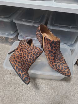 Jessica Simpson  Bootie 