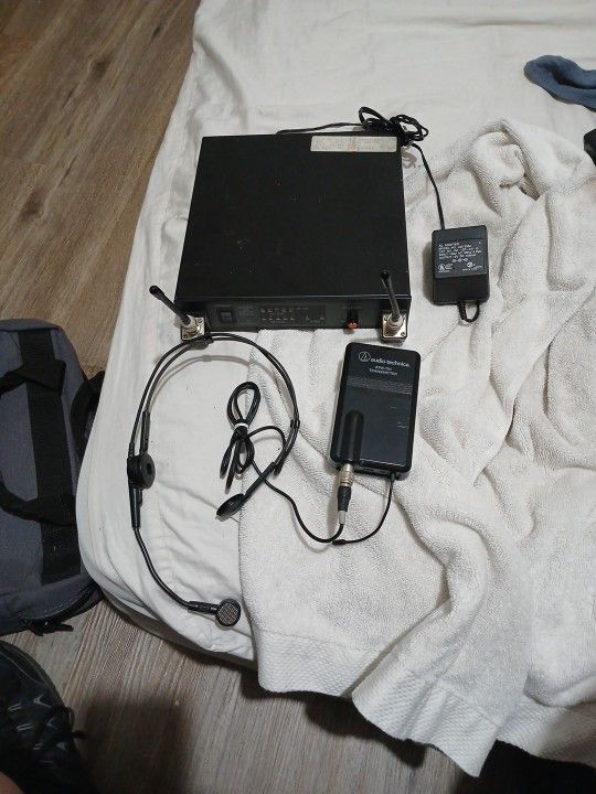 Audio Technica Wireless Receiver...